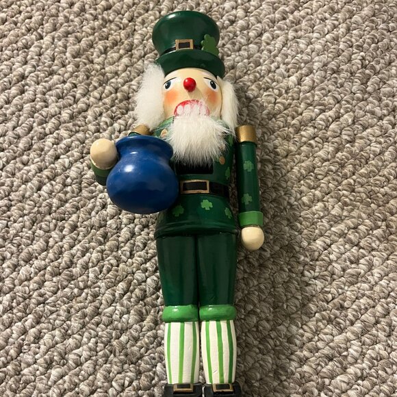 St. Patrick's Day x Christmas Holiday Nutcracker Figure - Picture 1 of 7
